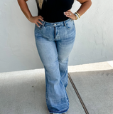 Blakeley Romi Light Wash Flare Jeans (11/30 - 1X/16)