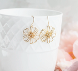 Floral Filigree Earrings - Gold